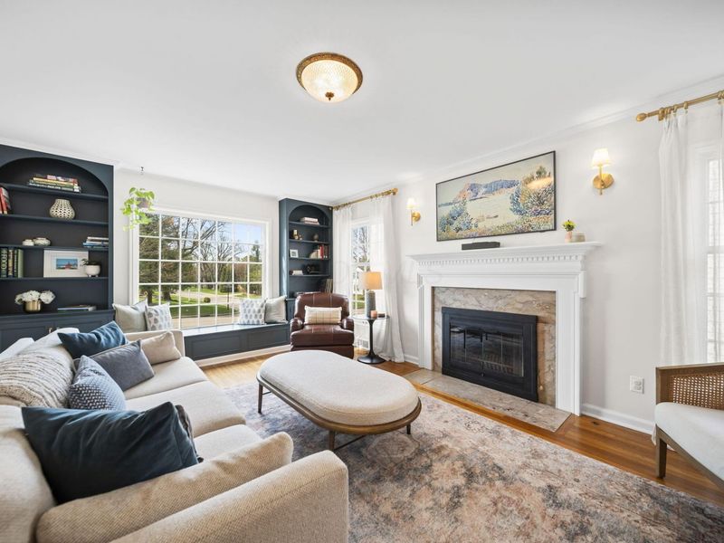 94 W Riverglen Drive, Columbus, OH 43085 Photo 12