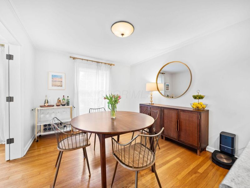 94 W Riverglen Drive, Columbus, OH 43085 Photo 13