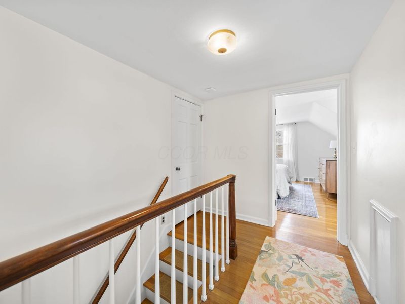 94 W Riverglen Drive, Columbus, OH 43085 Photo 33