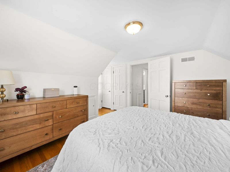 94 W Riverglen Drive, Columbus, OH 43085 Photo 38