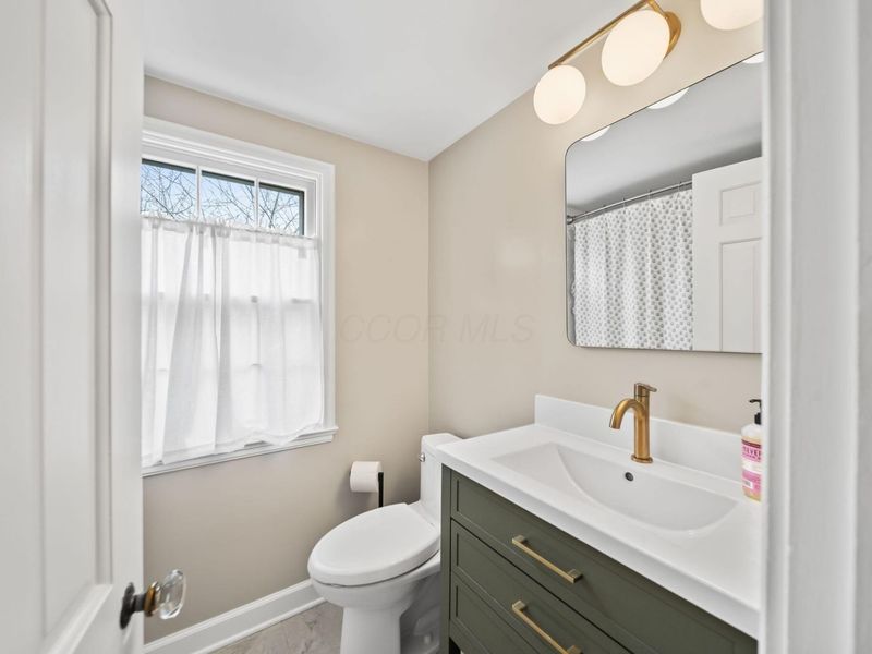 94 W Riverglen Drive, Columbus, OH 43085 Photo 39