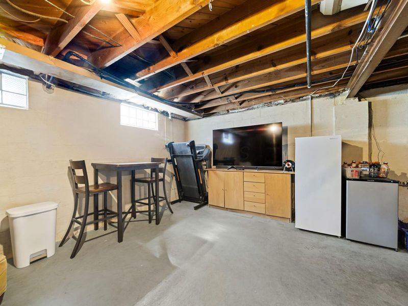 94 W Riverglen Drive, Columbus, OH 43085 Photo 41