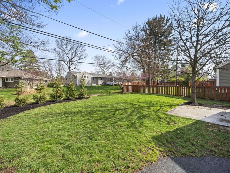 94 W Riverglen Drive, Columbus, OH 43085 Photo 50