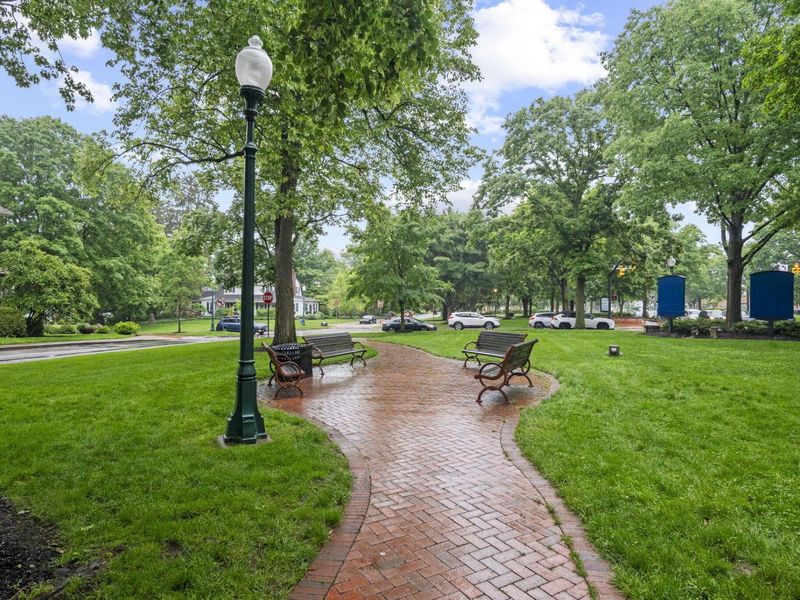 94 W Riverglen Drive, Columbus, OH 43085 Photo 67