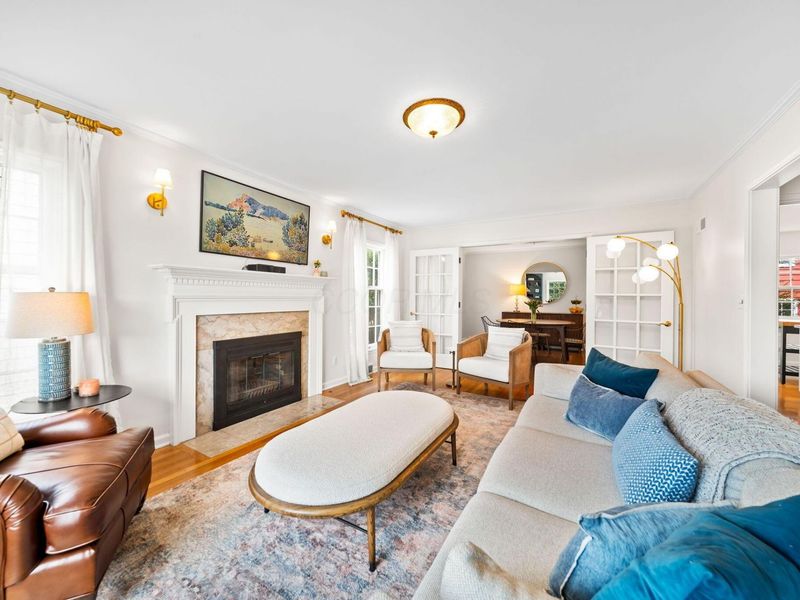 94 W Riverglen Drive, Columbus, OH 43085 Photo 7