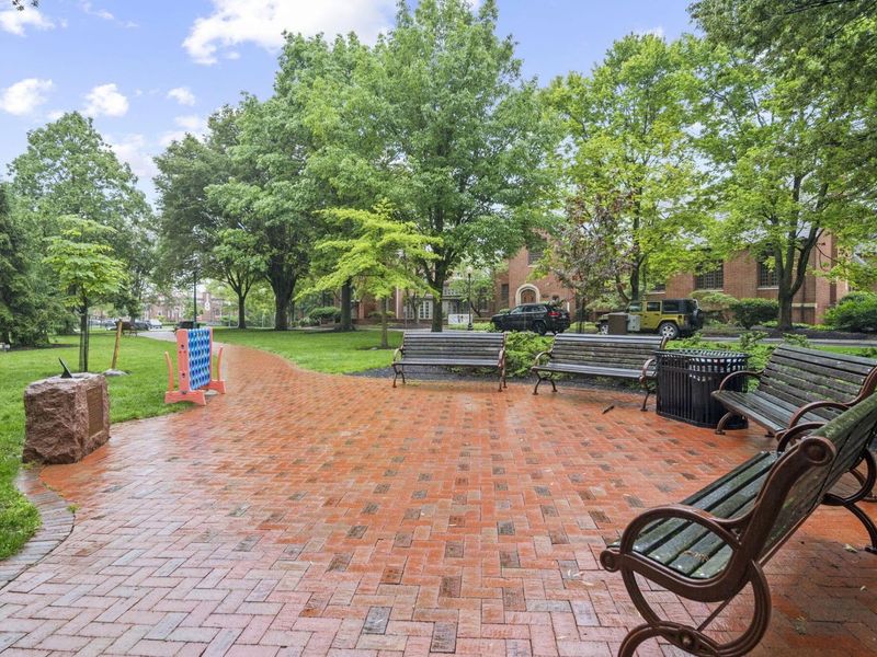 94 W Riverglen Drive, Columbus, OH 43085 Photo 74