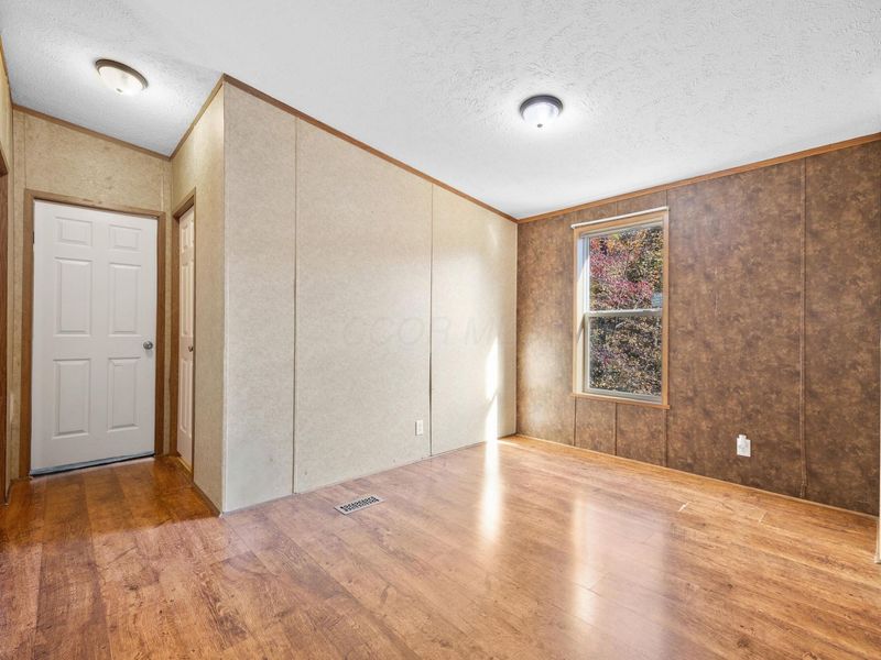 9176 Baker Road NE, Saint Louisville, OH 43071 Photo 10