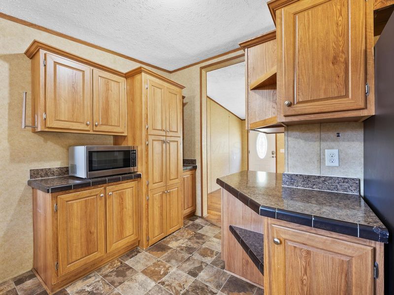 9176 Baker Road NE, Saint Louisville, OH 43071 Photo 16