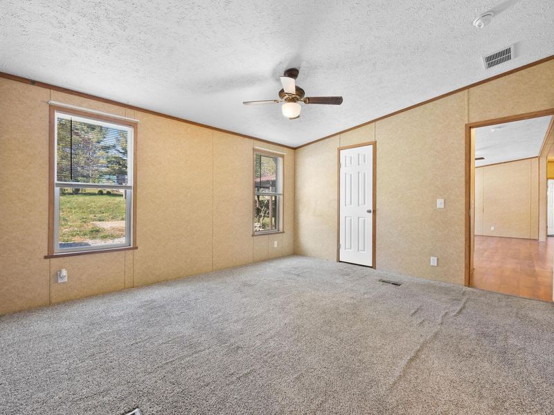 9176 Baker Road NE, Saint Louisville, OH 43071 Photo 19