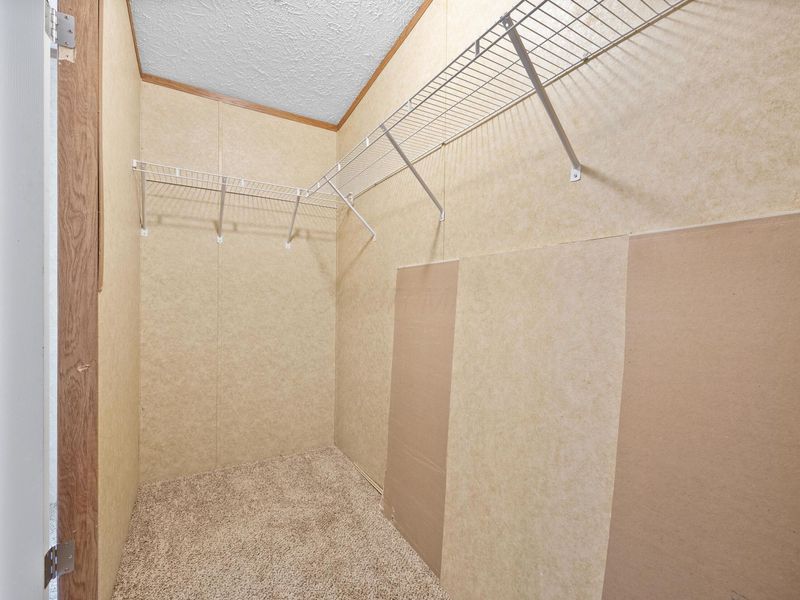 9176 Baker Road NE, Saint Louisville, OH 43071 Photo 21