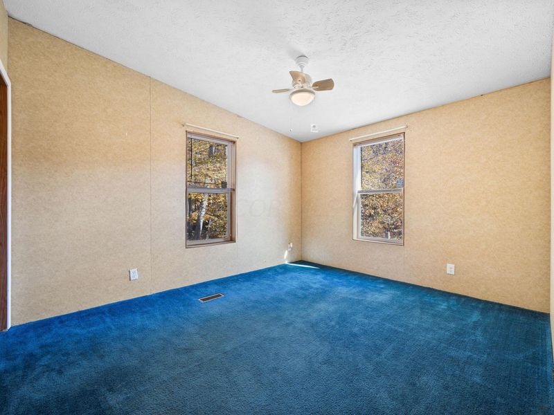 9176 Baker Road NE, Saint Louisville, OH 43071 Photo 24