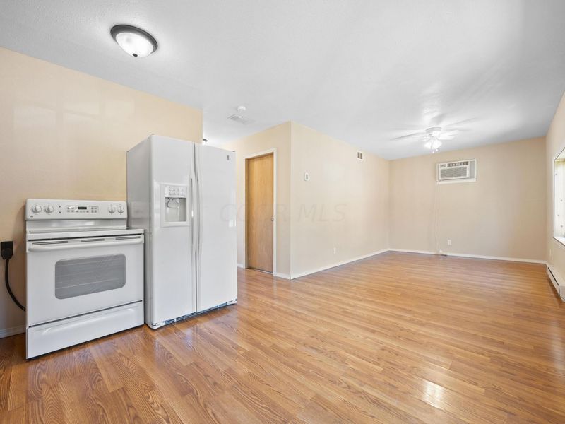 9176 Baker Road NE, Saint Louisville, OH 43071 Photo 32