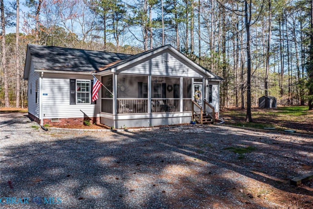 551 Presley Creek Drive, Heathsville, VA 22473 Main Photo