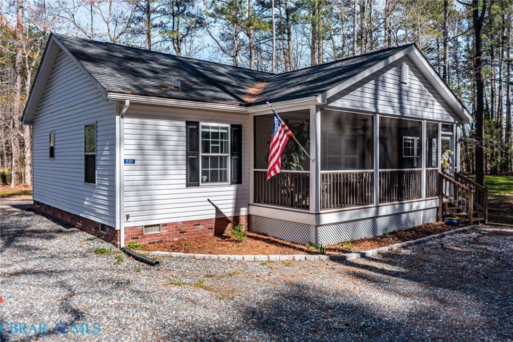 551 Presley Creek Drive , Heathsville, VA 22473 Main Photo