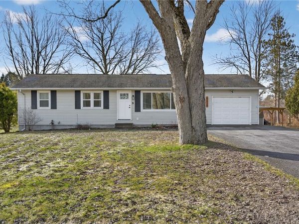 5638 Route 31 , Cicero, NY 13039