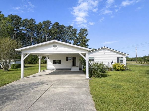 5947 Old Nichols Hwy., Mullins, SC 29574