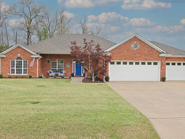 109 Carolina , White Hall, AR 71602