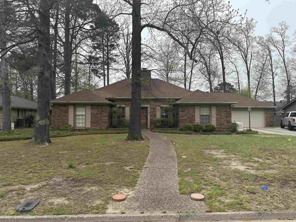 2109 Wellington Drive, Pine Bluff, AR 71603