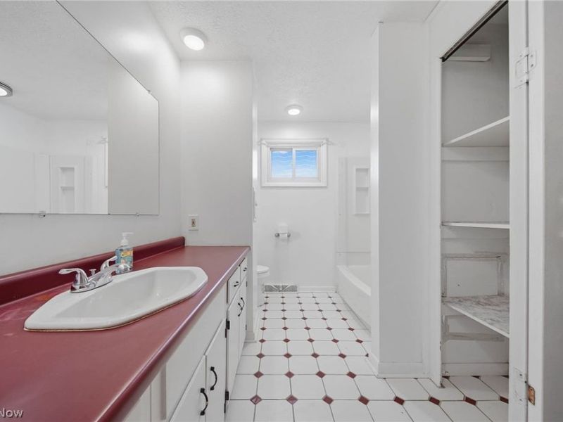 3770 Dotwood Street NW, North Canton, OH 44720 Photo 33