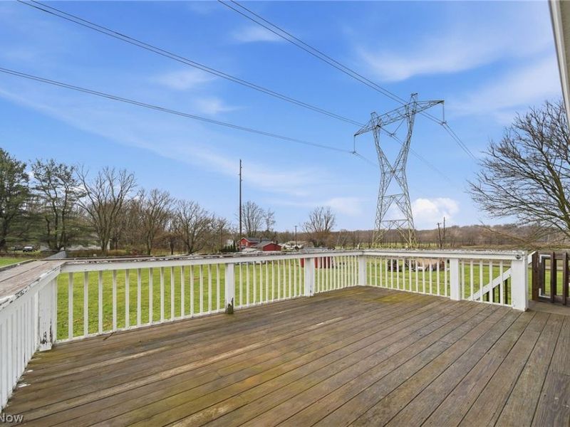 3770 Dotwood Street NW, North Canton, OH 44720 Photo 5