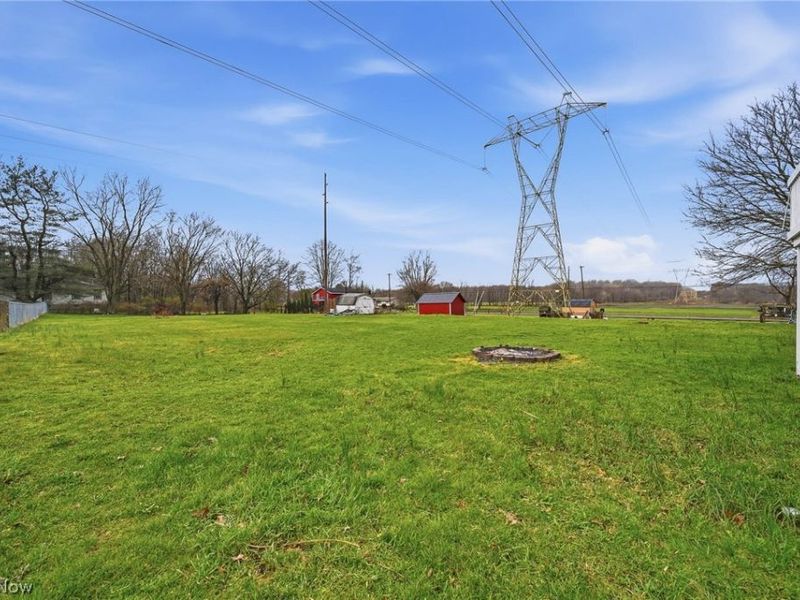 3770 Dotwood Street NW, North Canton, OH 44720 Photo 9