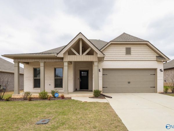 14921 Demarie Lane, Athens, AL 35613