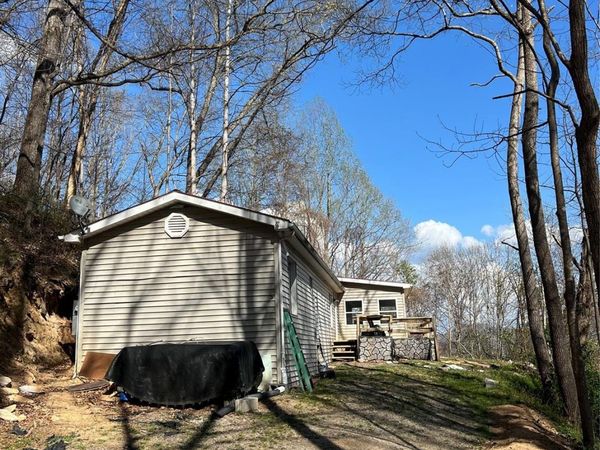 150 Combo Court, Waynesville, NC 28786