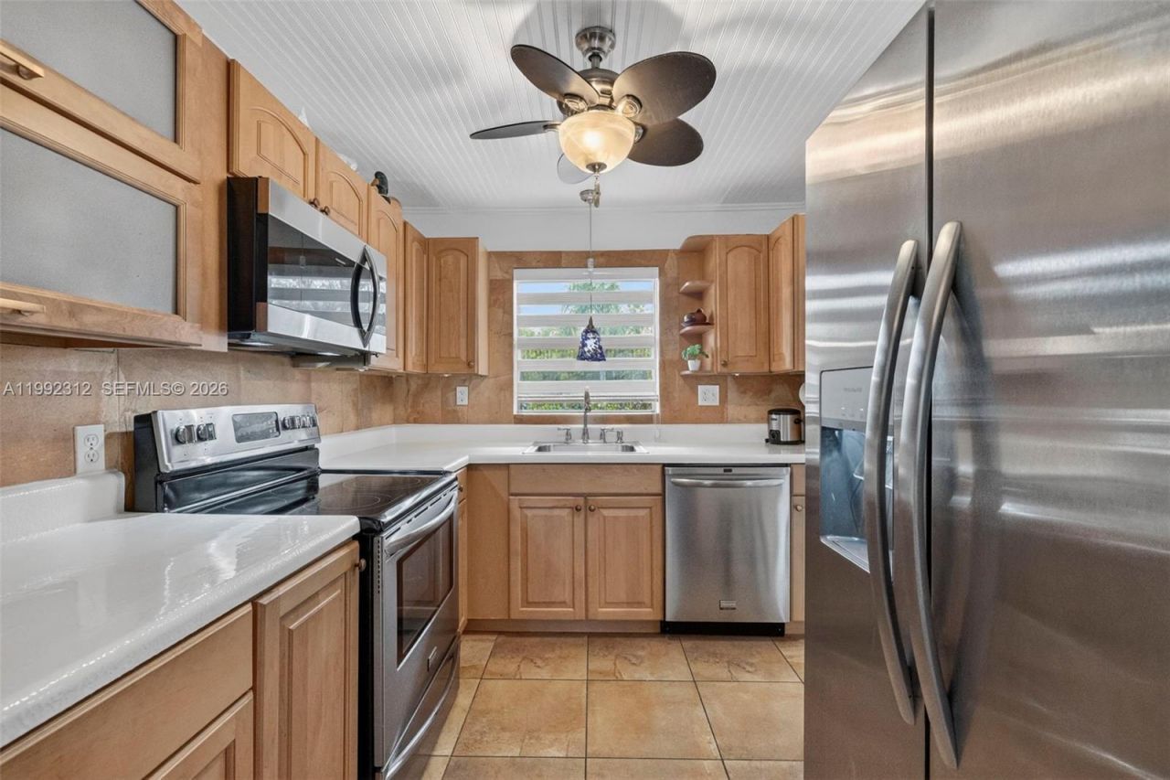 9821 Sunrise Lakes Blvd , Unit 107, Sunrise, FL 33322 Photo