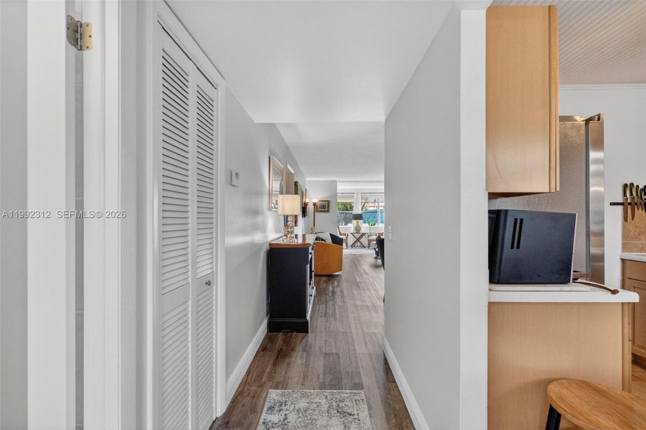 9821 Sunrise Lakes Blvd , Unit 107, Sunrise, FL 33322 Photo