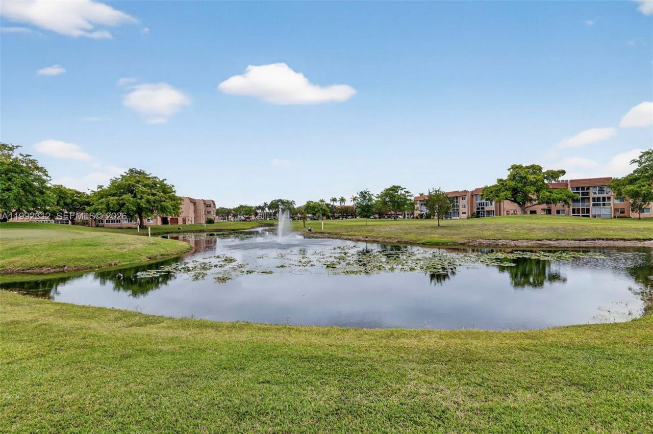 9821 Sunrise Lakes Blvd , Unit 107, Sunrise, FL 33322 Photo