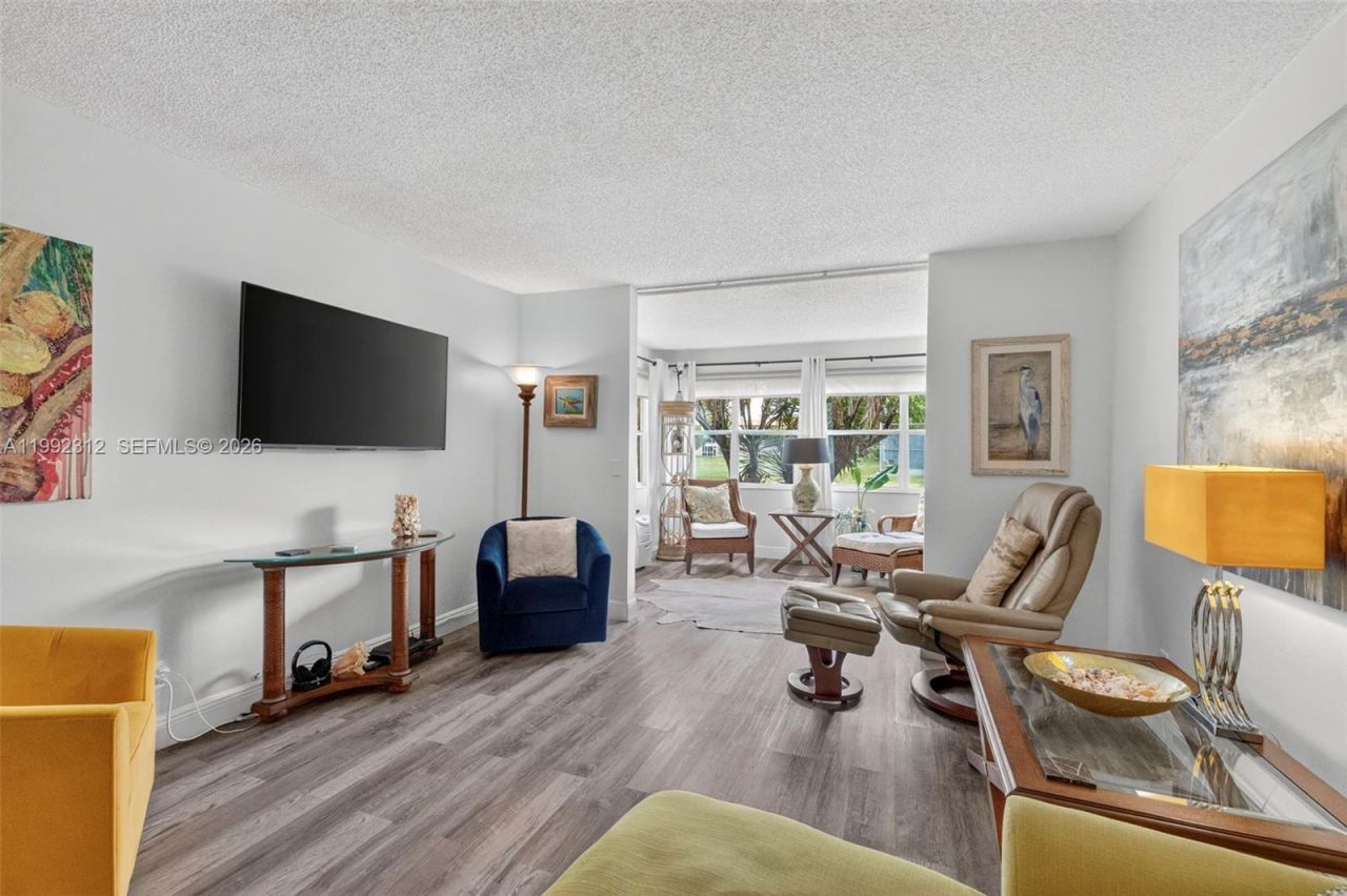 9821 Sunrise Lakes Blvd , Unit 107, Sunrise, FL 33322 Photo