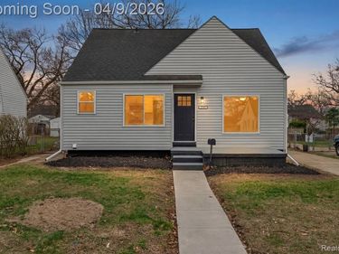 1705 W Troy Street, Ferndale, MI 48220