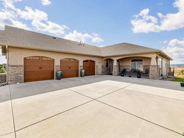 1537 TABLEROCK RD, Rapid City, SD 57701