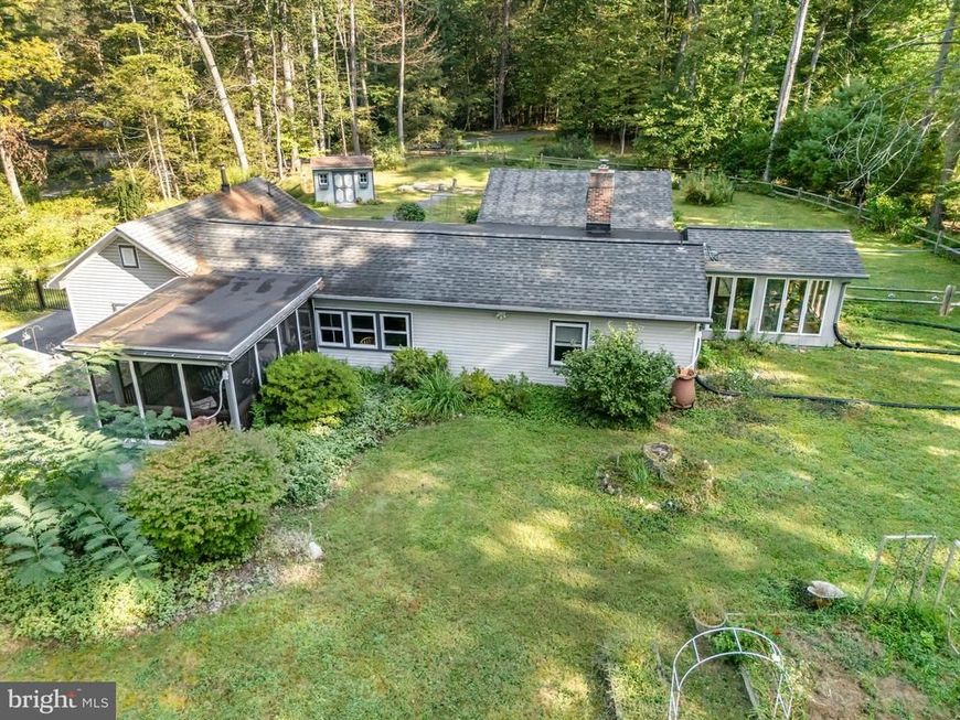 1649 Mountain Road, Harrisburg, PA 17112 Main Photo