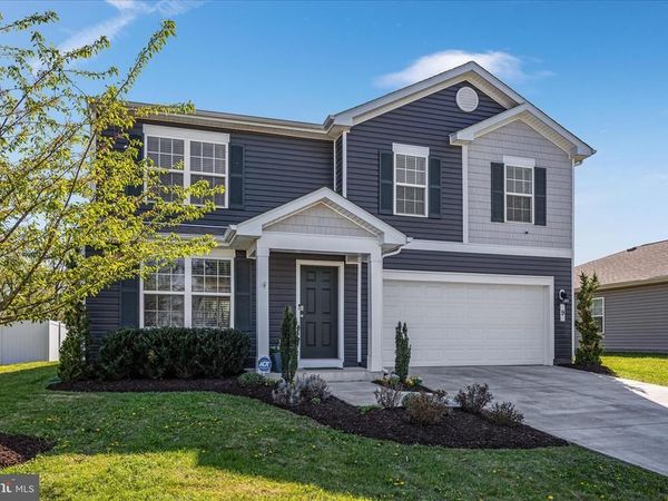 9 E FAIRFAX STREET, BERRYVILLE, VA 22611