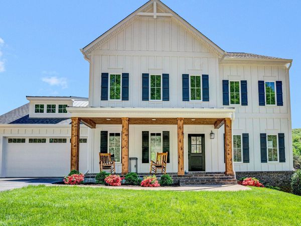 1015 Wilton Park DR SW, Roanoke, VA 24014