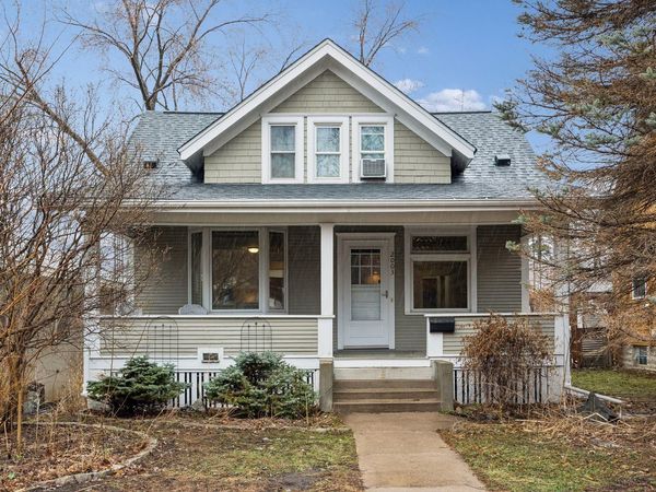 2003 Goodrich Avenue, Saint Paul, MN 55105