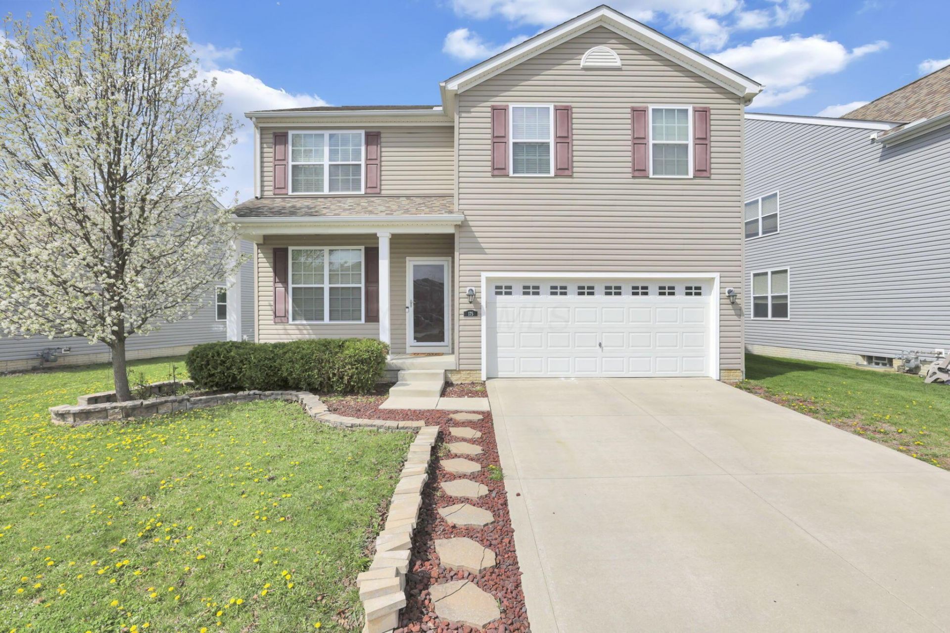 175 Poe Avenue , Lithopolis, OH 43136 Main Photo