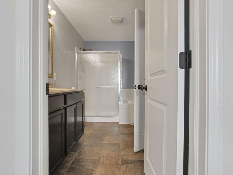 175 Poe Avenue , Lithopolis, OH 43136 Photo 38