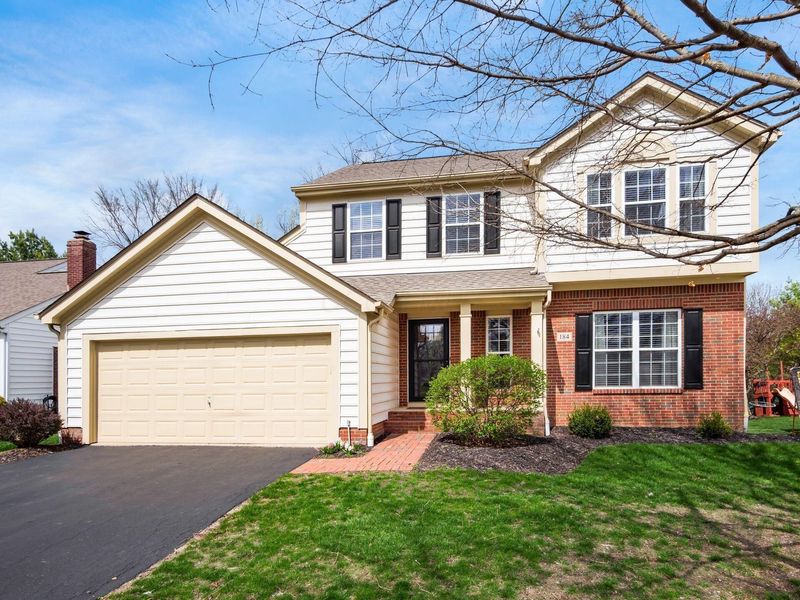 184 Stamford Drive, Powell, OH 43065 Photo 2