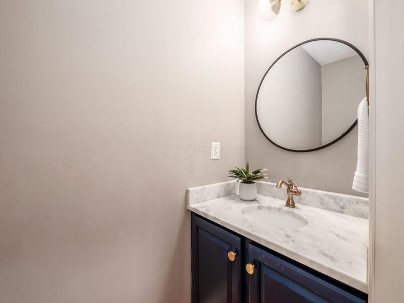 184 Stamford Drive, Powell, OH 43065 Photo 24