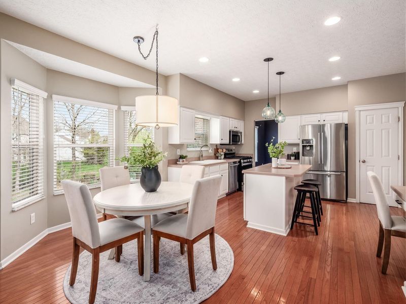 184 Stamford Drive, Powell, OH 43065 Photo 8