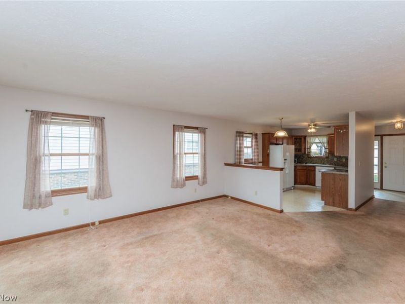 5779 Gateway Lane, Brook Park, OH 44142 Photo 17