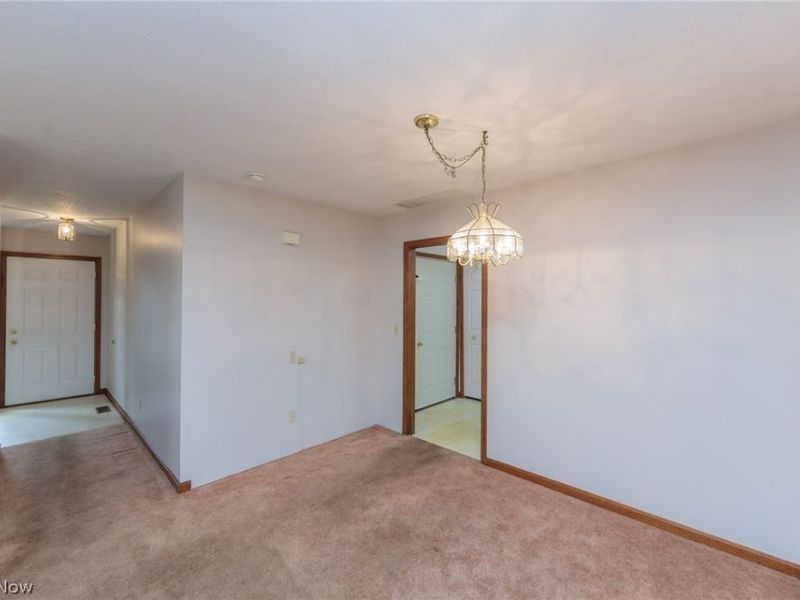 5779 Gateway Lane, Brook Park, OH 44142 Photo 25