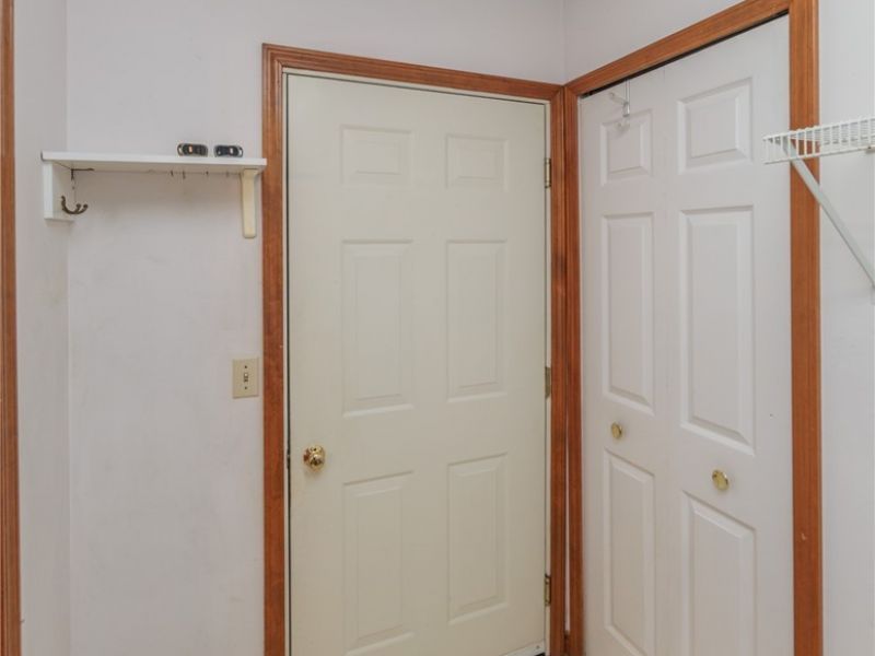 5779 Gateway Lane, Brook Park, OH 44142 Photo 30