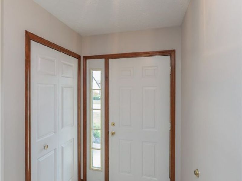 5779 Gateway Lane, Brook Park, OH 44142 Photo 31