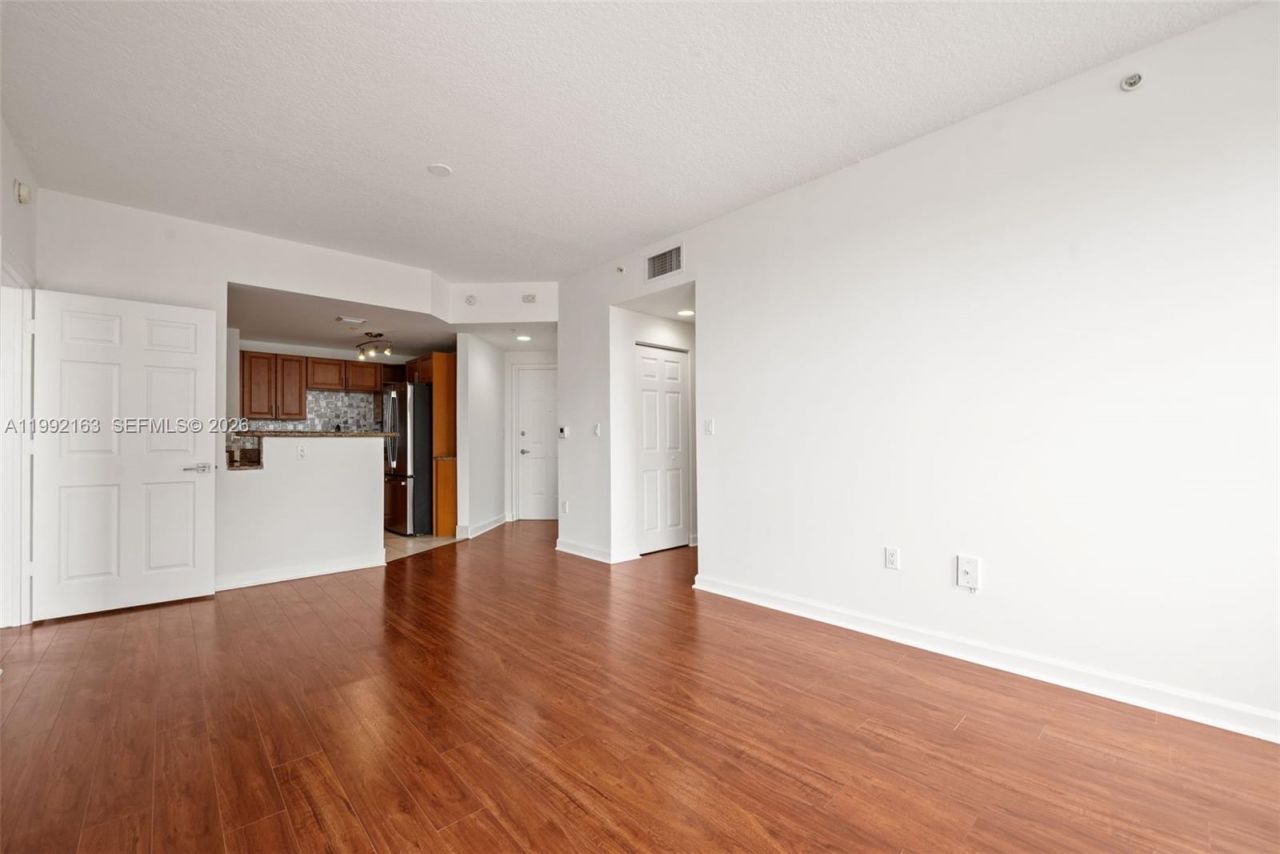 357 Almeria Ave , Unit 1006, Coral Gables, FL 33134 Photo