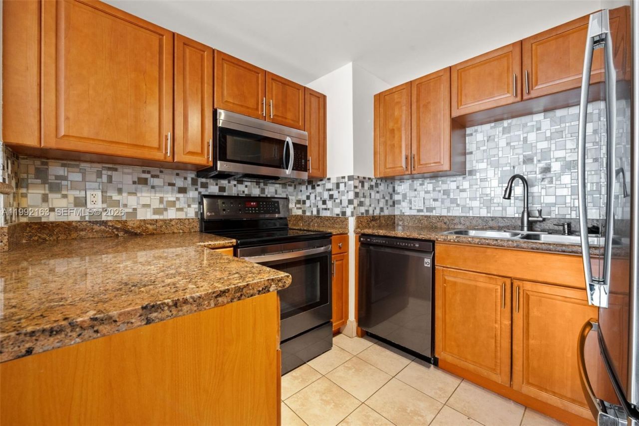 357 Almeria Ave , Unit 1006, Coral Gables, FL 33134 Photo