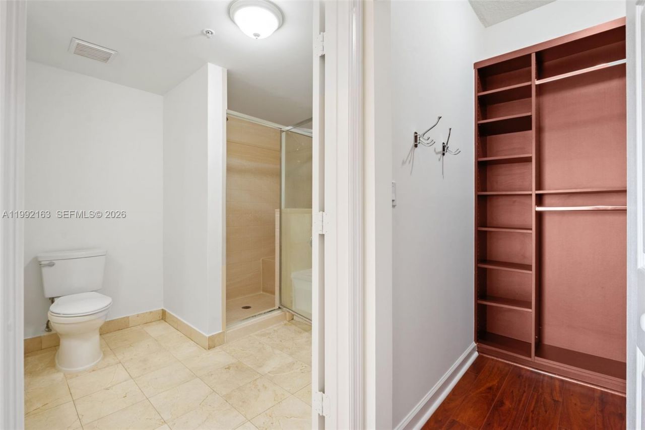 357 Almeria Ave , Unit 1006, Coral Gables, FL 33134 Photo