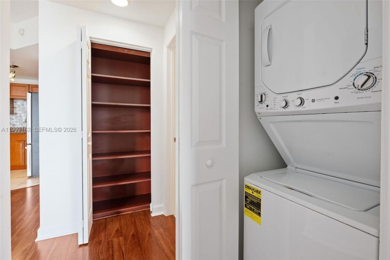 357 Almeria Ave , Unit 1006, Coral Gables, FL 33134 Photo